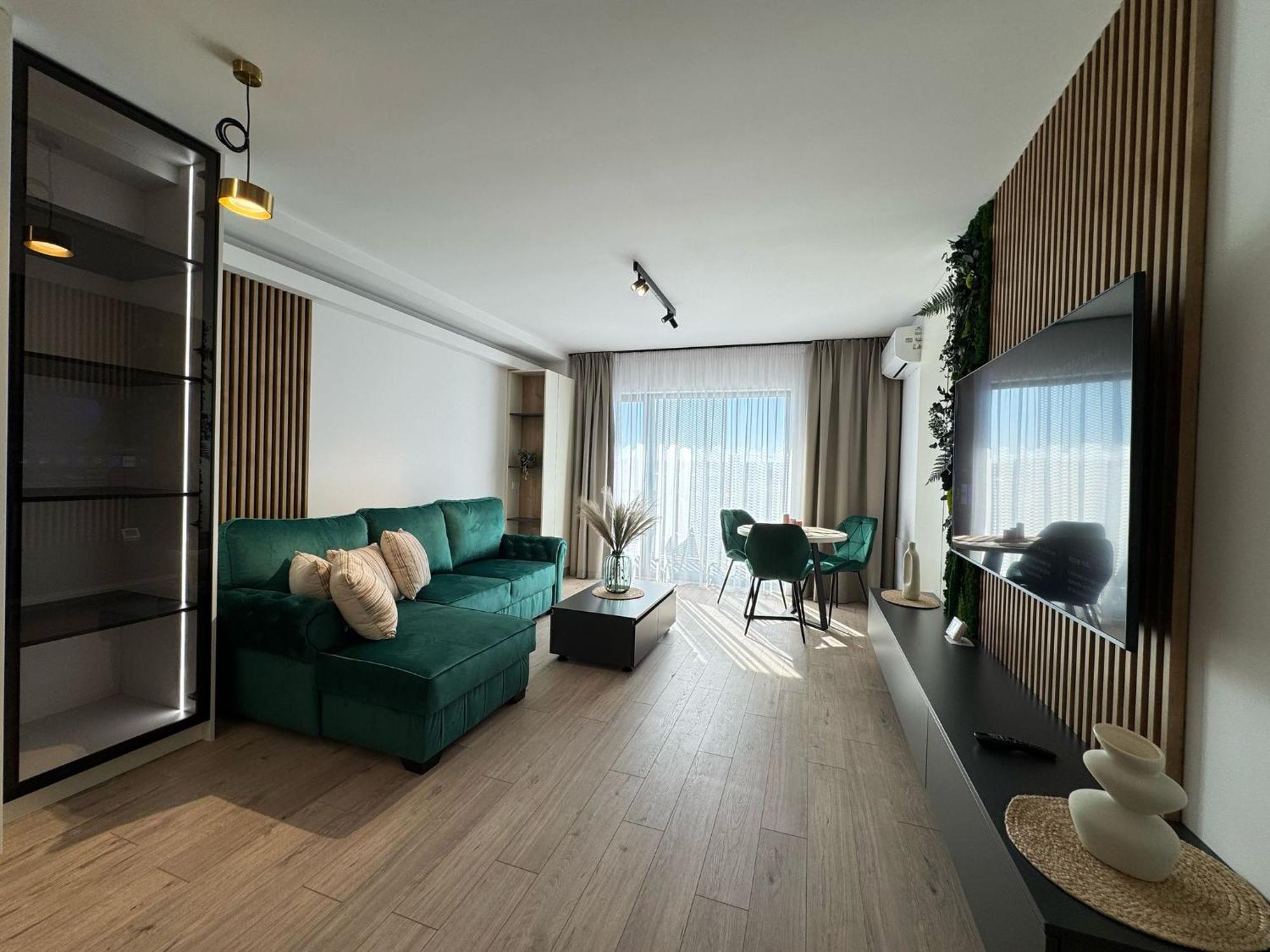 Luxury Apartments Avanera With 1&2 Bedroom With Parking Suceava Dış mekan fotoğraf