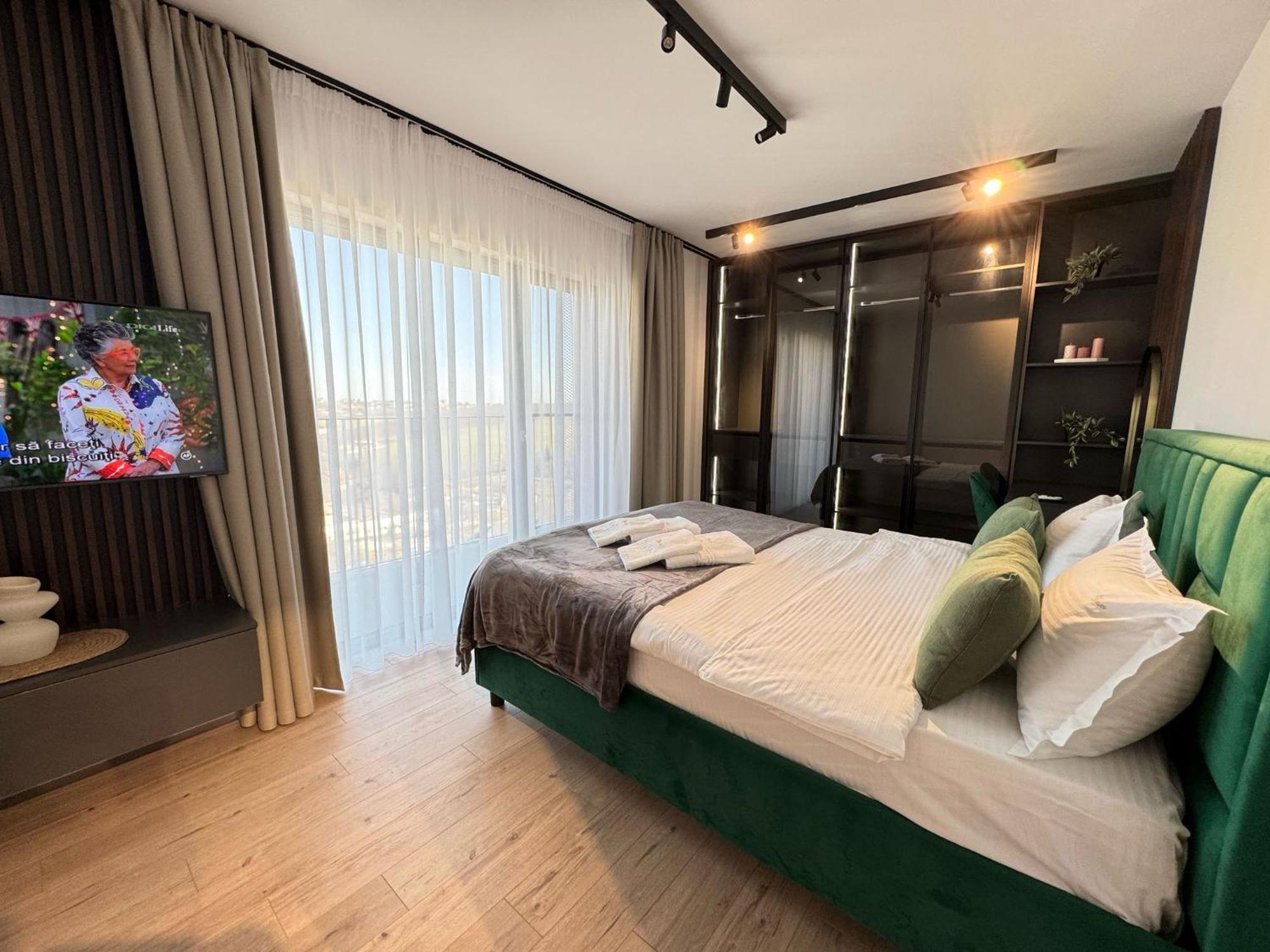 Luxury Apartments Avanera With 1&2 Bedroom With Parking Suceava Dış mekan fotoğraf